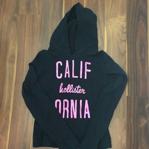 HOLLISTER navy blue sweater